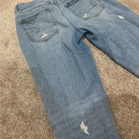 American Eagle Outfitters High Rise Light Blue Jeans - Picture 9 of 9